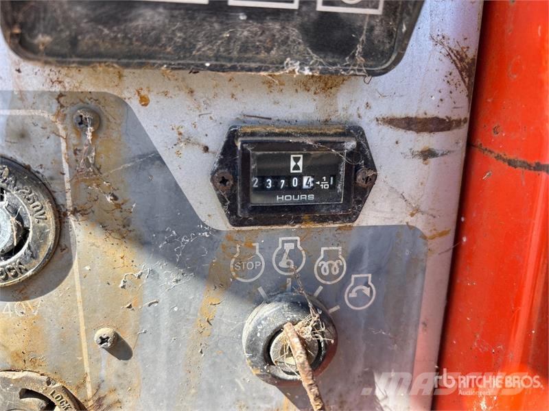 Kubota GL7000 6.5 kW Portable Generator Set Outros Geradores