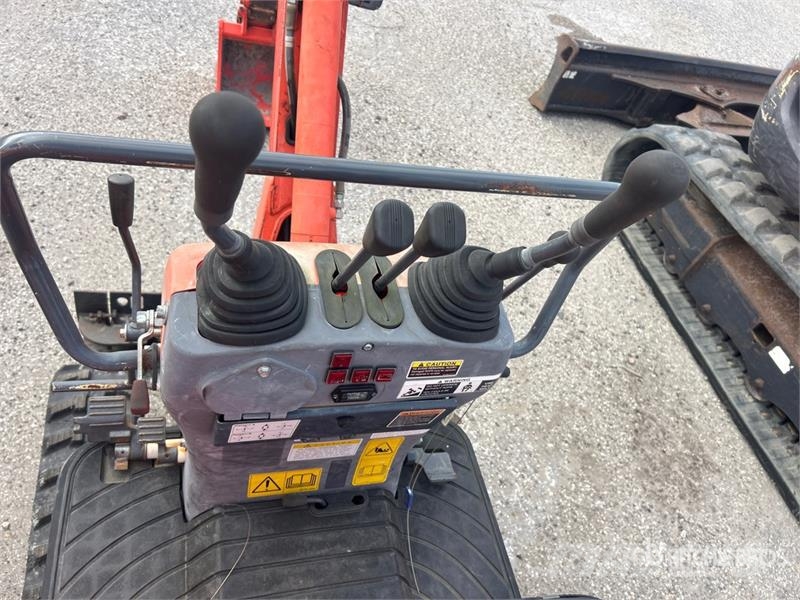 Kubota K008-3 حفارات صغيرة أقل من 7 طن (حفارات صغيرة)