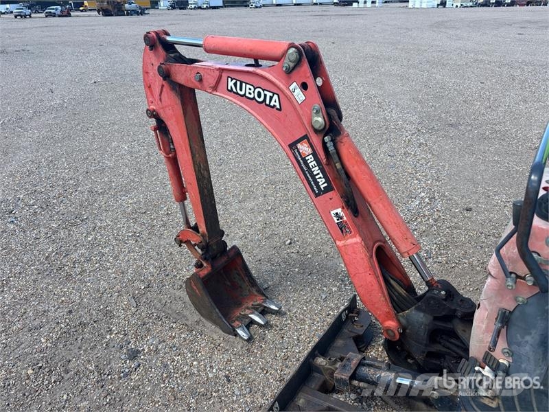 Kubota K008-3 小型挖土機/掘鑿機<7t(小型挖掘機)