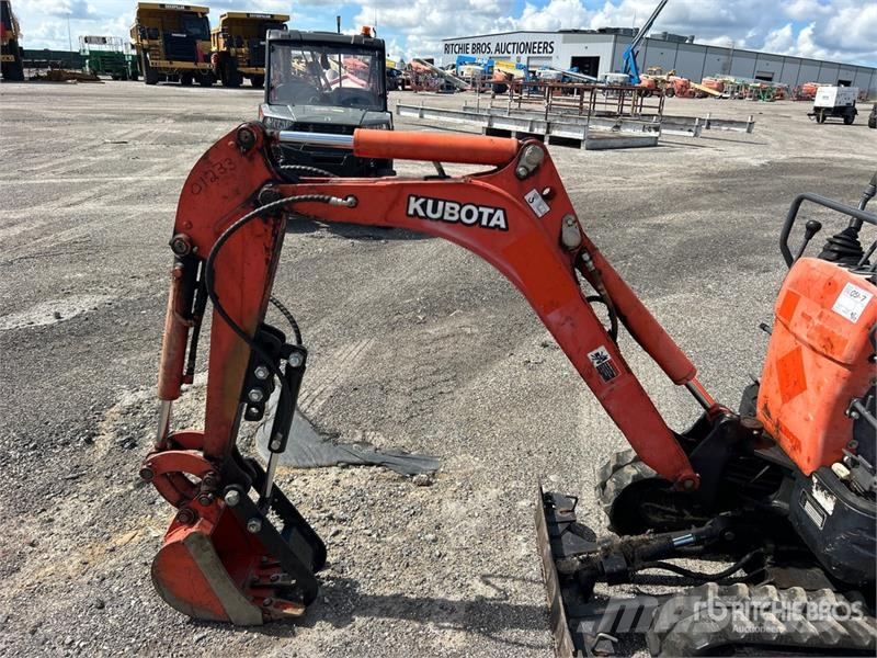 Kubota K008-3 Minibagger < 7t