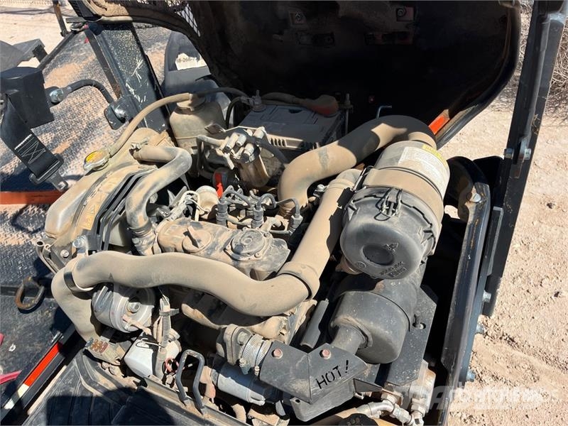 Kubota K008T4 Mini Excavator Mini bagri <7t
