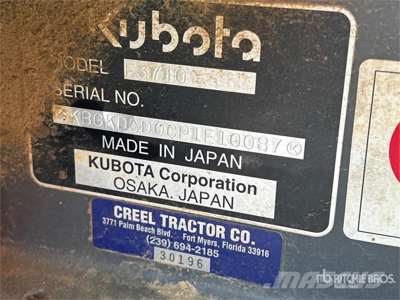 Kubota KUF3710 Ride-On Lawn Mower Самохідні газонокосарки