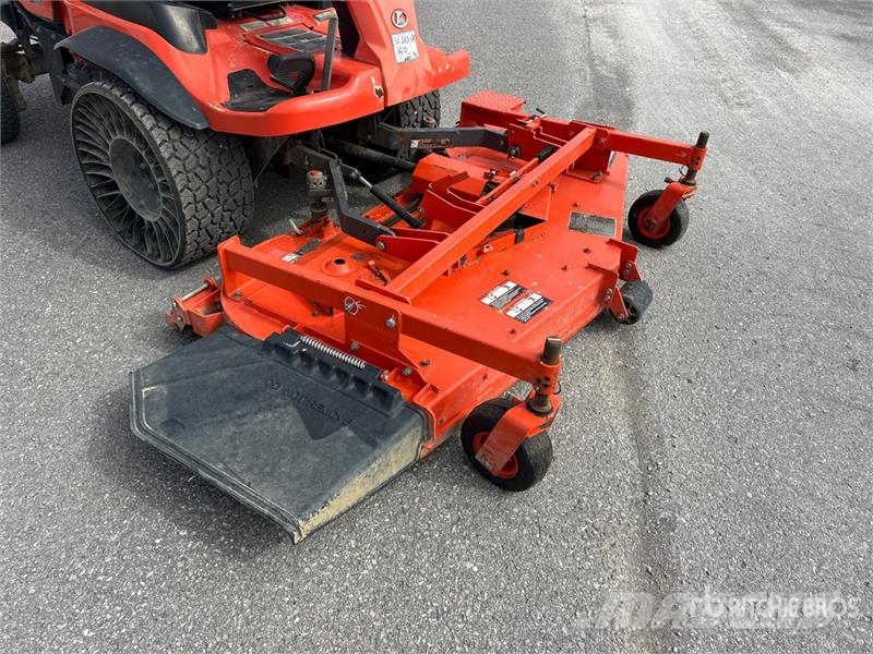 Kubota KUF3710 Ride-On Lawn Mower Самохідні газонокосарки