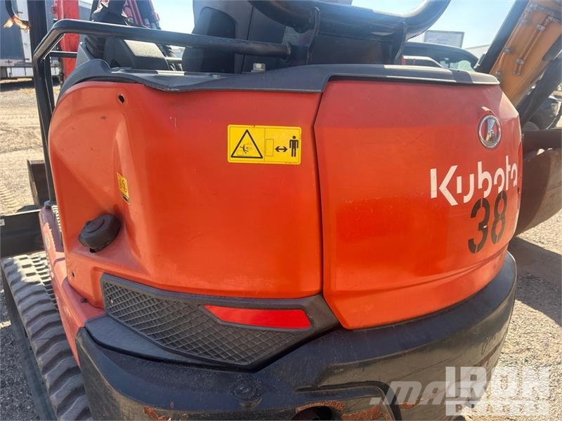 Kubota KX033-4 Mini bageri <7t