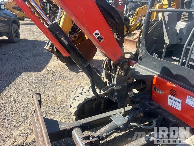 Kubota KX033-4 Mini bageri <7t