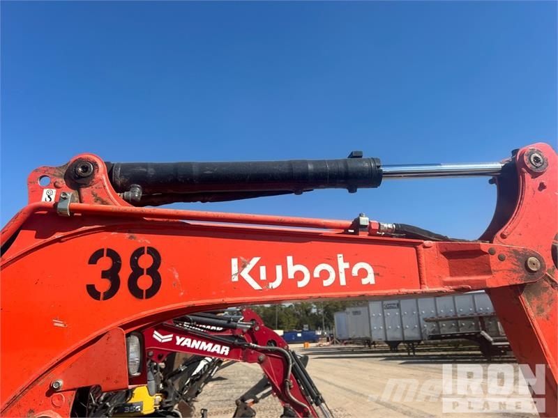 Kubota KX033-4 Mini bageri <7t