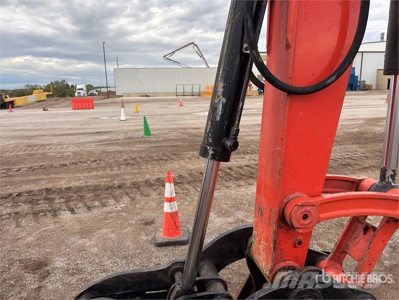Kubota KX080-4S2 Tracked Excavator Escavatori cingolati