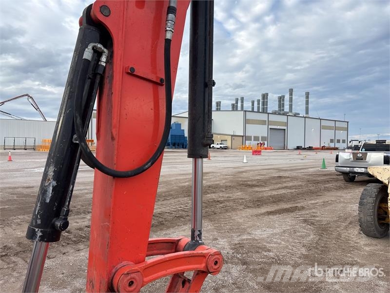Kubota KX080-4S2 Tracked Excavator Escavatori cingolati