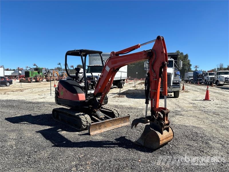 Kubota KX71-3S Mini bagri <7t