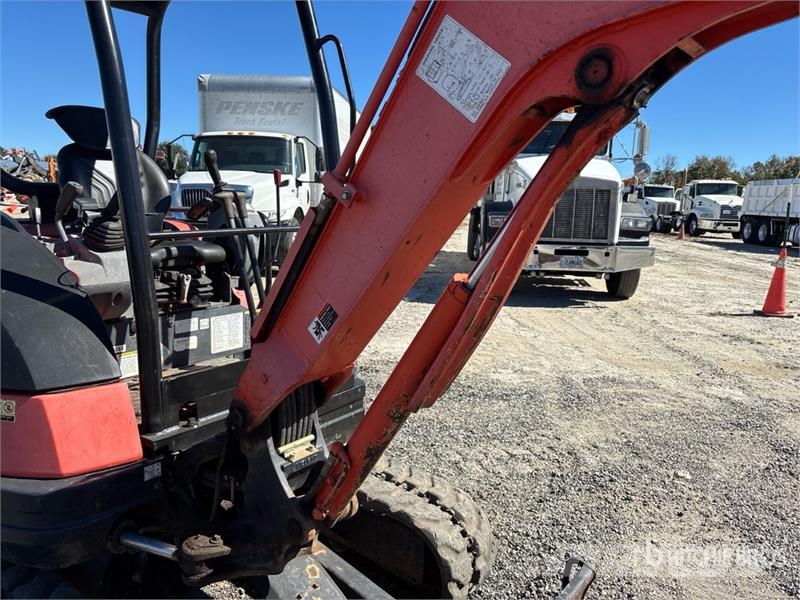 Kubota KX71-3S Mini bagri <7t