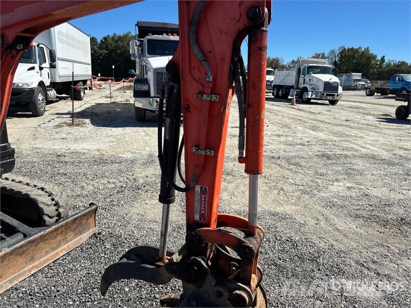 Kubota KX71-3S Mini bagri <7t