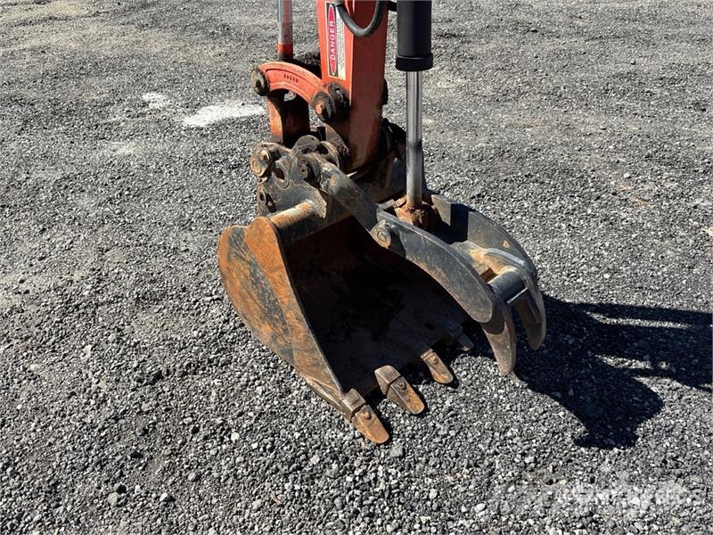 Kubota KX71-3S Mini bagri <7t