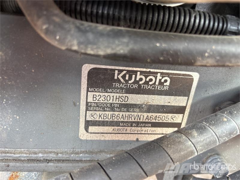 Kubota L3901 HST 4WD Utility Tractor Tractoare compacte