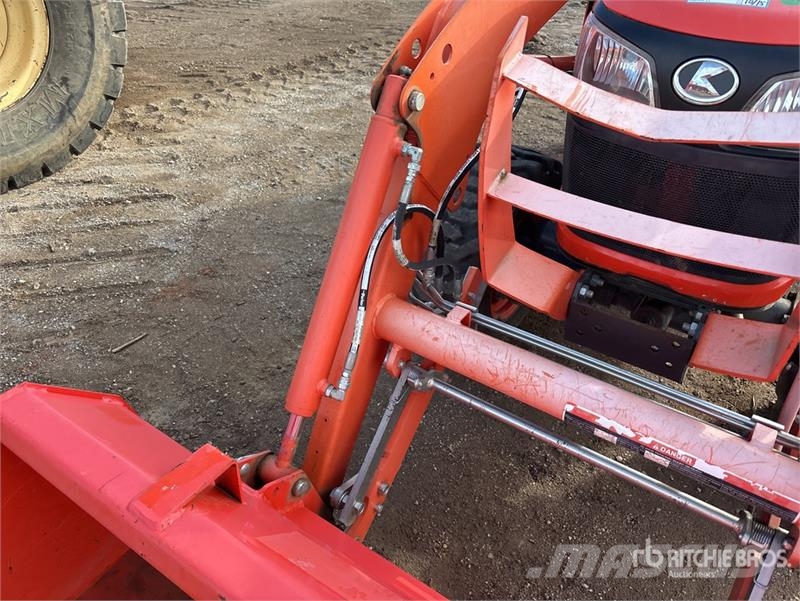 Kubota L3901 HST 4WD Utility Tractor Tractoare compacte