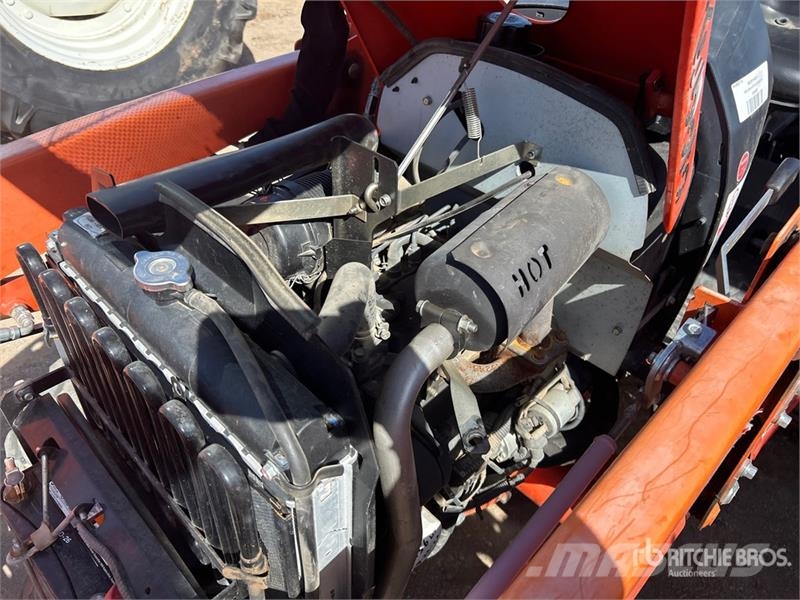 Kubota L3901 HST 4WD Utility Tractor Tractores compactos