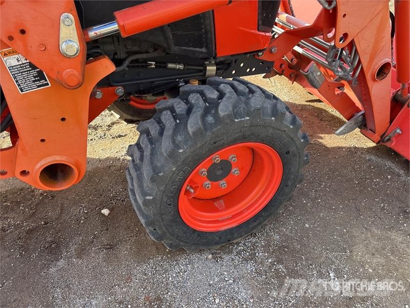 Kubota L3901 HST 4WD Utility Tractor Tractoare compacte