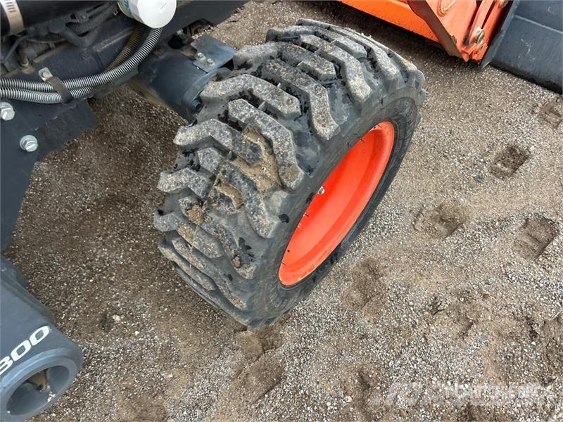 Kubota L47 4x4 Backhoe Loader لوادر ذات جرافات عكسية