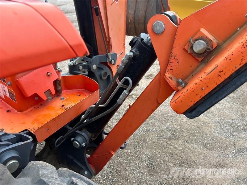 Kubota L47 4x4 Backhoe Loader لوادر ذات جرافات عكسية