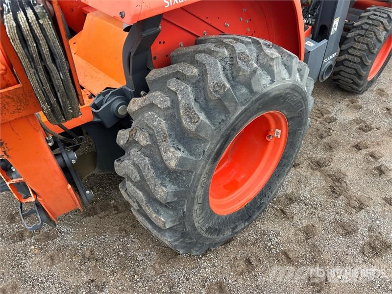Kubota L47 4x4 Backhoe Loader لوادر ذات جرافات عكسية