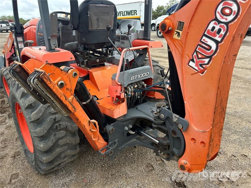 Kubota L47 4x4 Backhoe Loader لوادر ذات جرافات عكسية