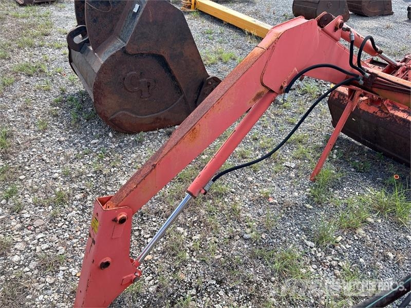 Kubota LA1002 72 in Front Loader Attachment 前装载配件