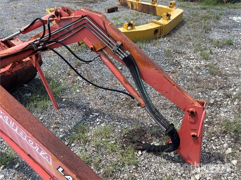 Kubota LA1002 72 in Front Loader Attachment 前装载配件
