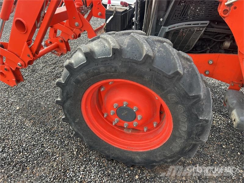 Kubota M5-111D Traktory