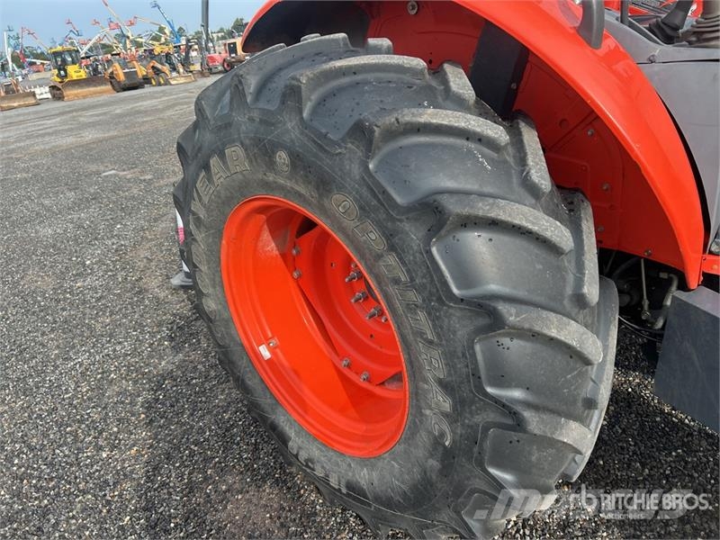 Kubota M5-111D Traktory