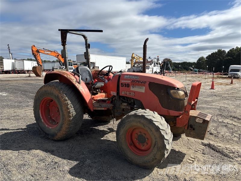 Kubota M7040HD-1 4WD Tractor Traktorok