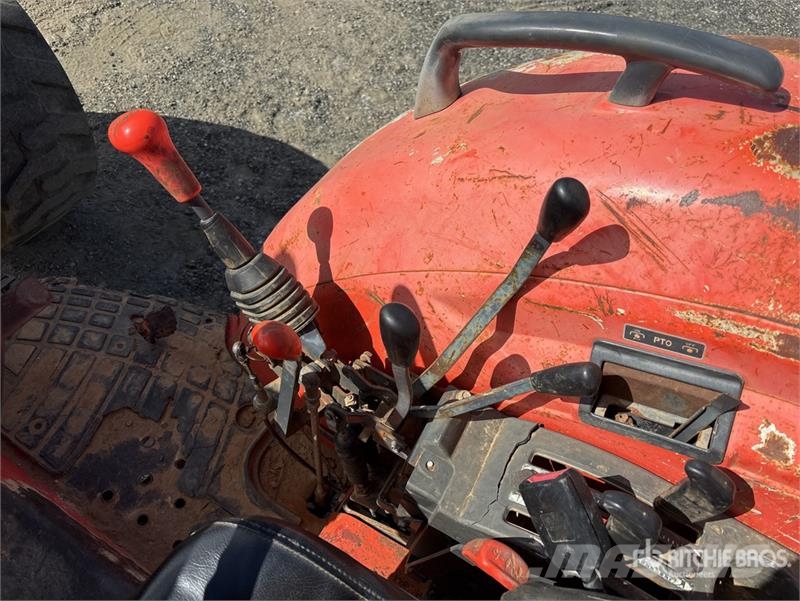 Kubota M7040HD-1 4WD Tractor Traktorok