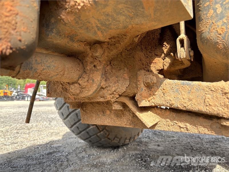 Kubota M7040HD-1 4WD Tractor Traktorok