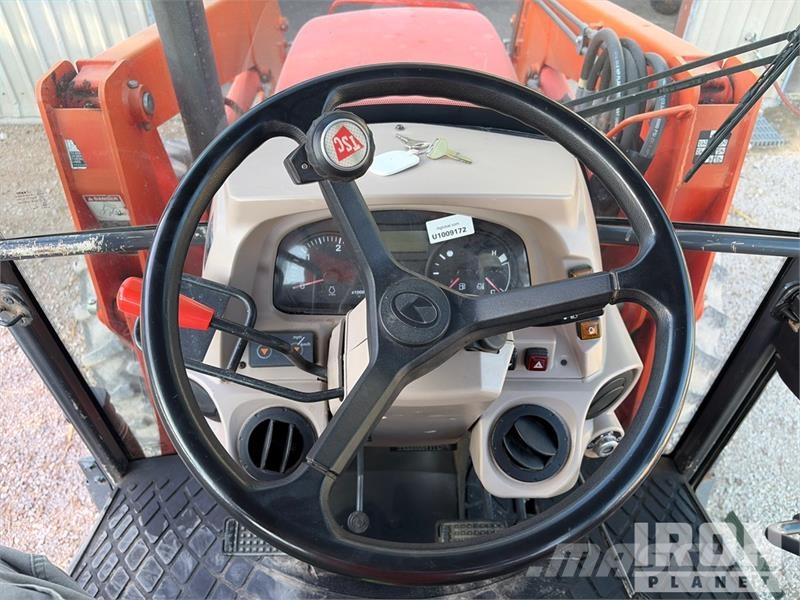 Kubota M9960D Traktori