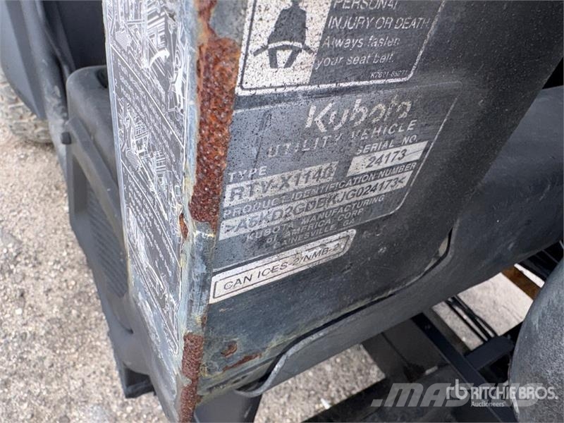 Kubota RTV-X1140 Kommunaalteenuste tehnika