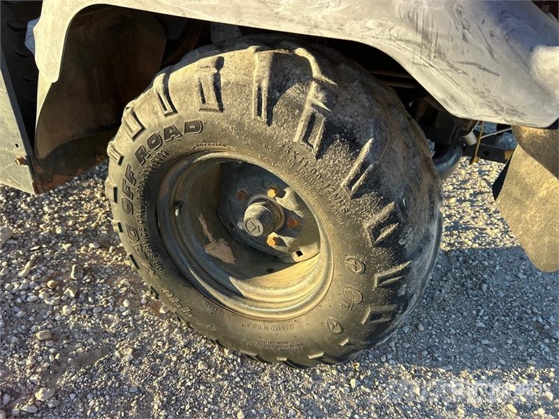 Kubota RTV1100 Pomožni stroji