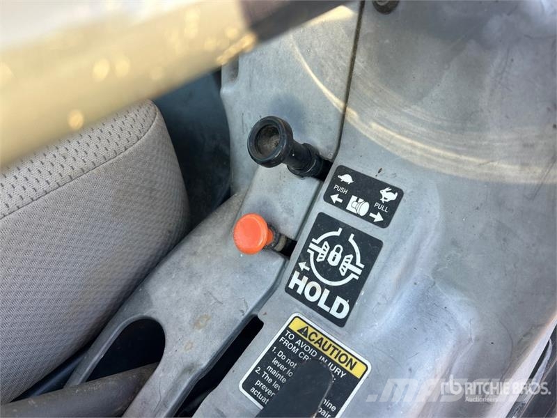 Kubota RTV1100 Pomožni stroji