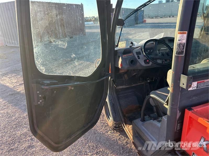 Kubota RTV1100 Pomožni stroji