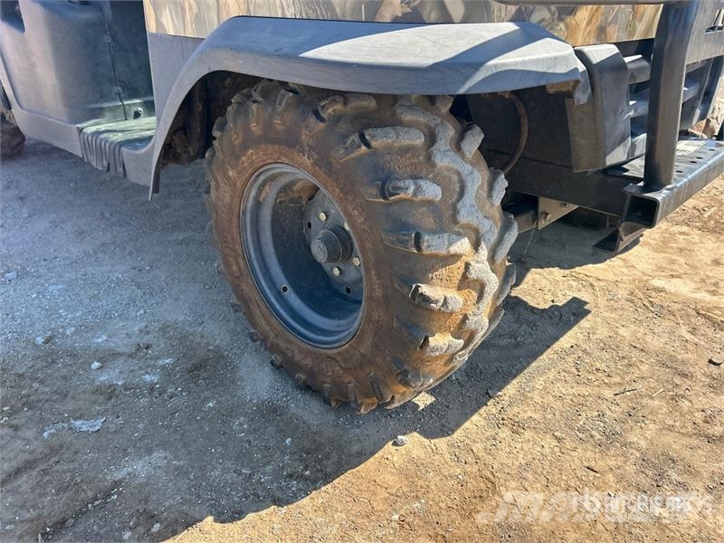 Kubota RTV1140CPX Maquinarias para servicios públicos