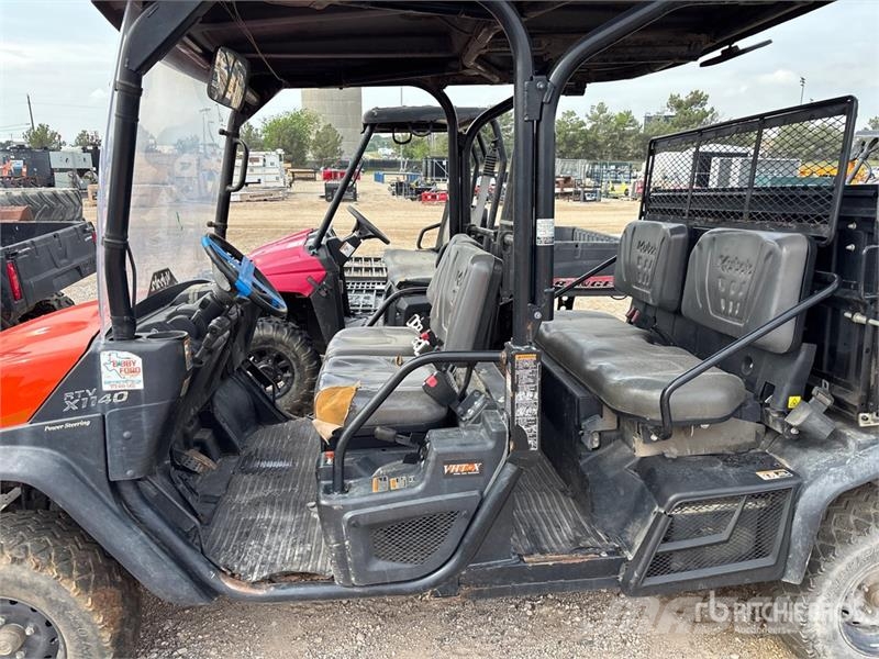 Kubota RTVX1140WH 4x2 Utility Vehicle ماكينات منفعة عامة