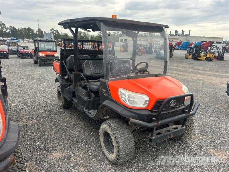 Kubota RYV-X1140 4x4 Utility Vehicle ماكينات منفعة عامة
