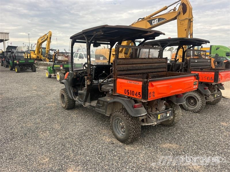 Kubota RYV-X1140 4x4 Utility Vehicle ماكينات منفعة عامة