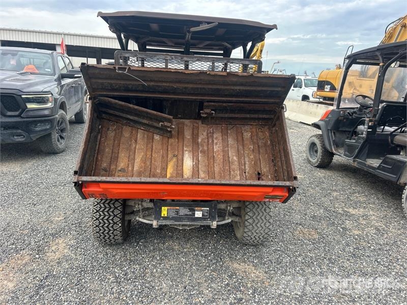 Kubota RYV-X1140 4x4 Utility Vehicle ماكينات منفعة عامة
