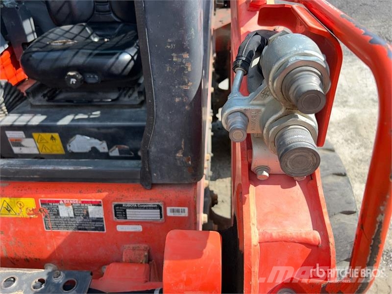 Kubota SSV75 Lietoti riteņu kompaktiekrāvēji