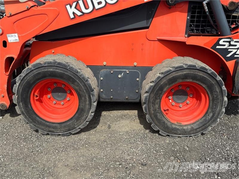 Kubota SSV75 Kompaktlader