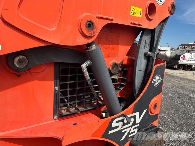 Kubota SSV75 Kompaktlader
