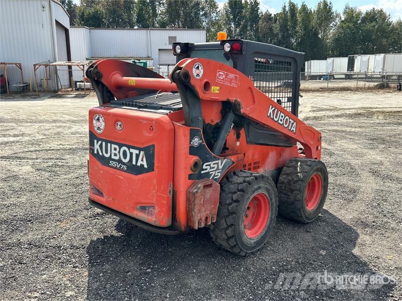 Kubota SSV75 Lietoti riteņu kompaktiekrāvēji