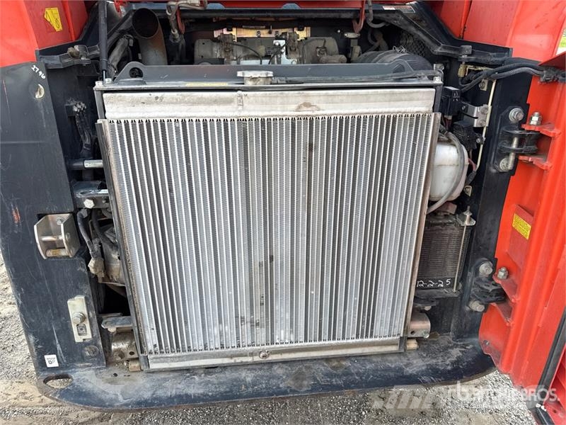 Kubota SVL75-2 لوادر انزلاقية التوجيه