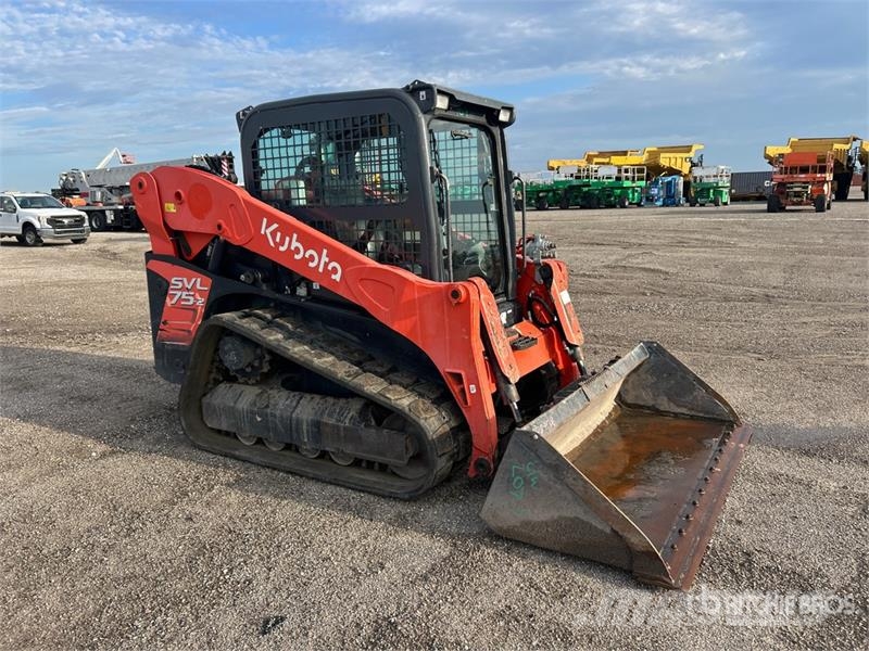 Kubota SVL75-2 لوادر انزلاقية التوجيه