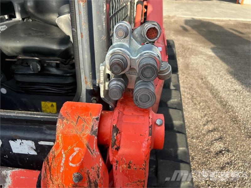 Kubota SVL75-2 لوادر انزلاقية التوجيه