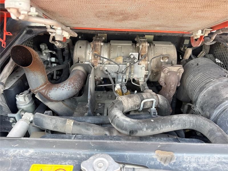 Kubota SVL75-2 لوادر انزلاقية التوجيه