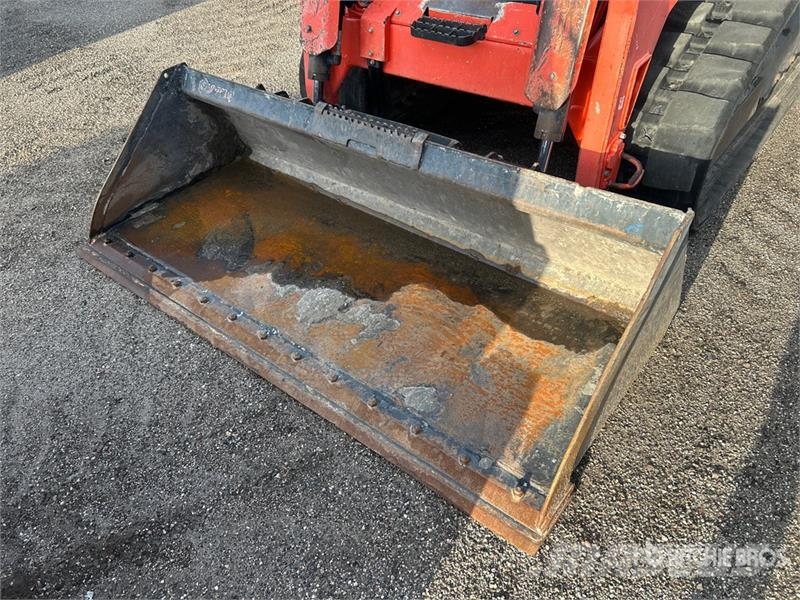 Kubota SVL75-2 لوادر انزلاقية التوجيه